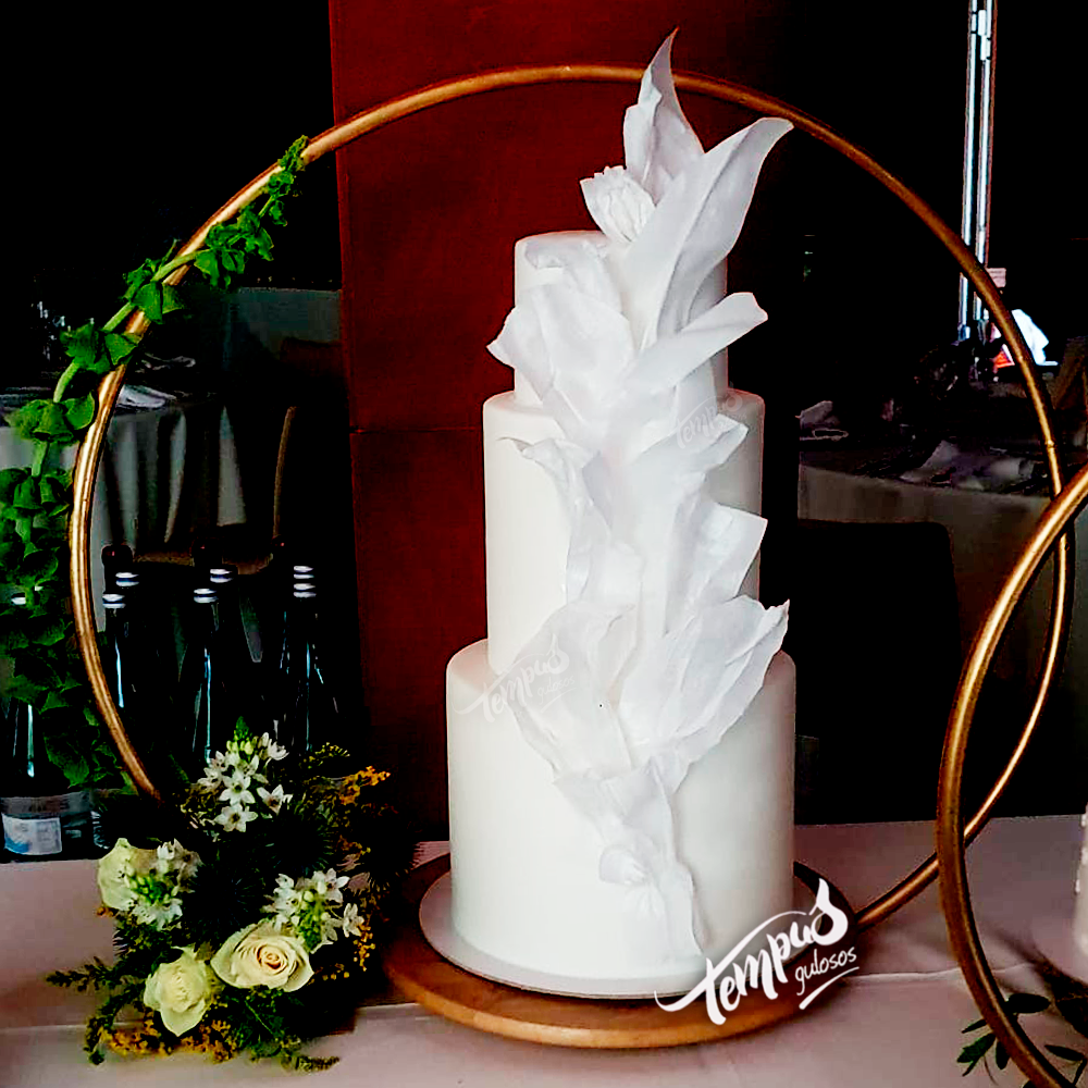 Bolos de casamento modernos