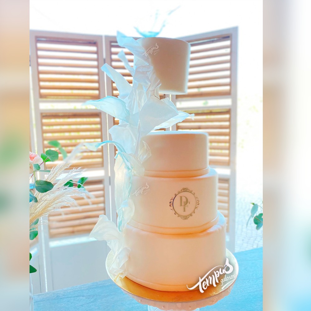 Bolos de casamento modernos