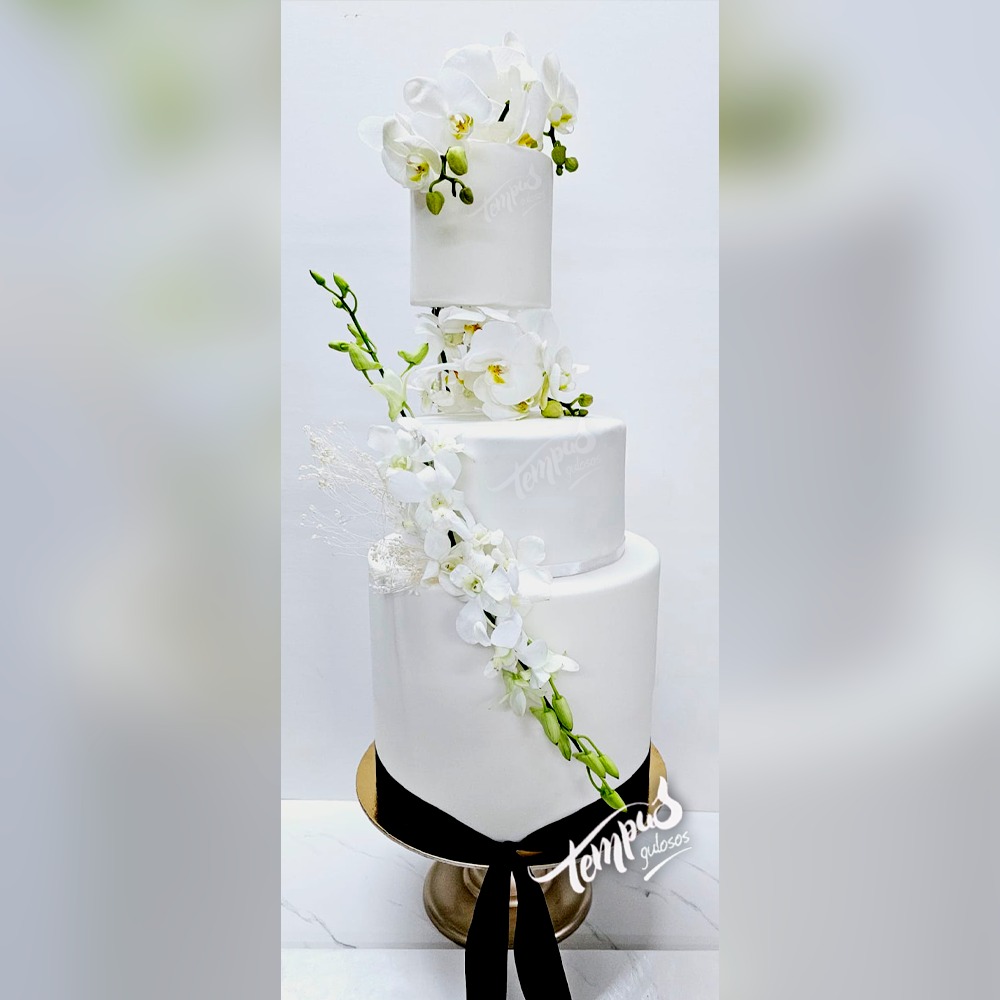 Bolos de casamento modernos