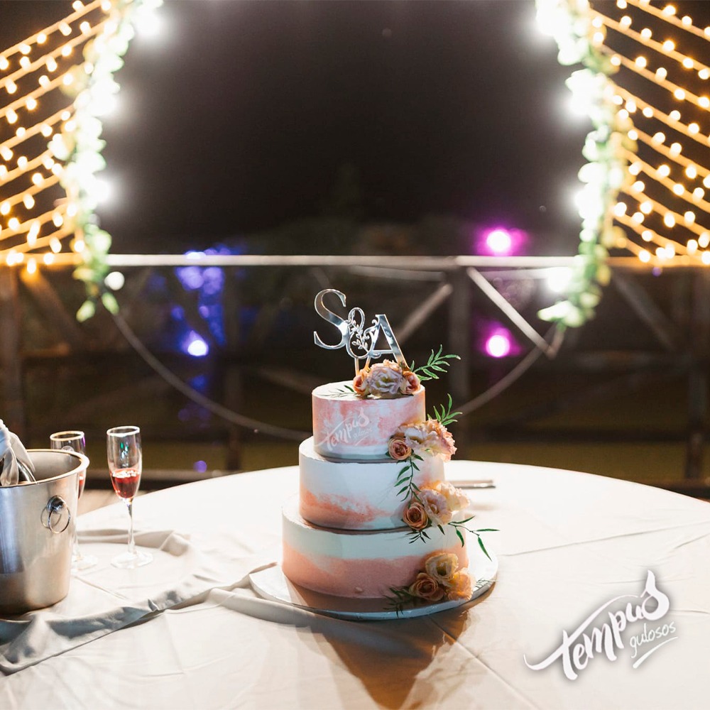 Bolos de casamento clássicos