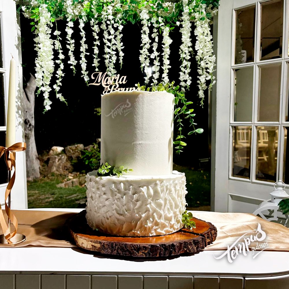 Bolos de casamento modernos