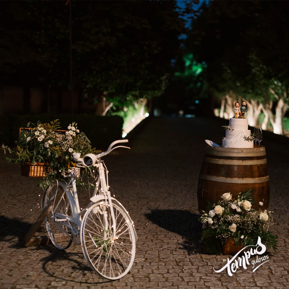 Bolos de casamento rústicos