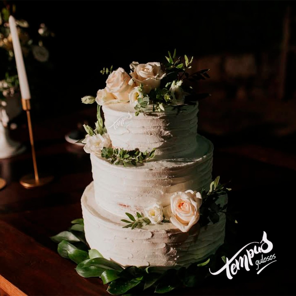 Bolos de casamento rústicos