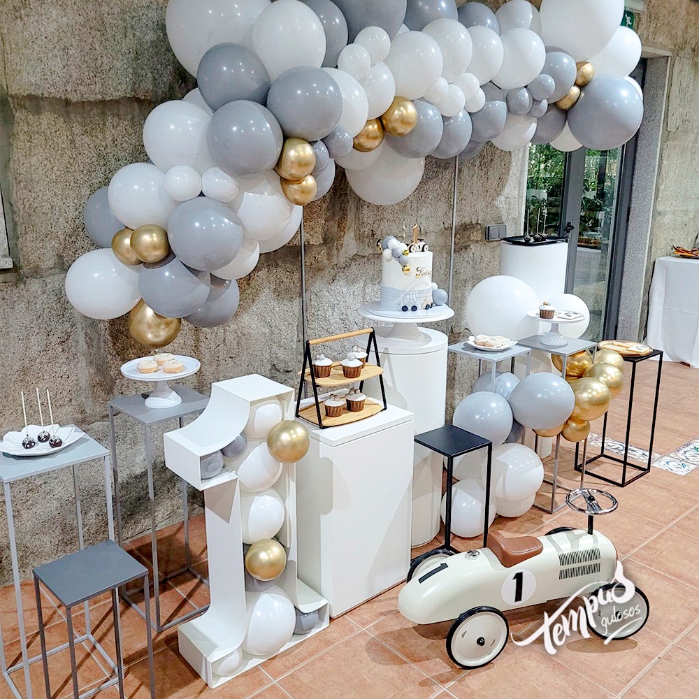 Carrinhos e Tratores