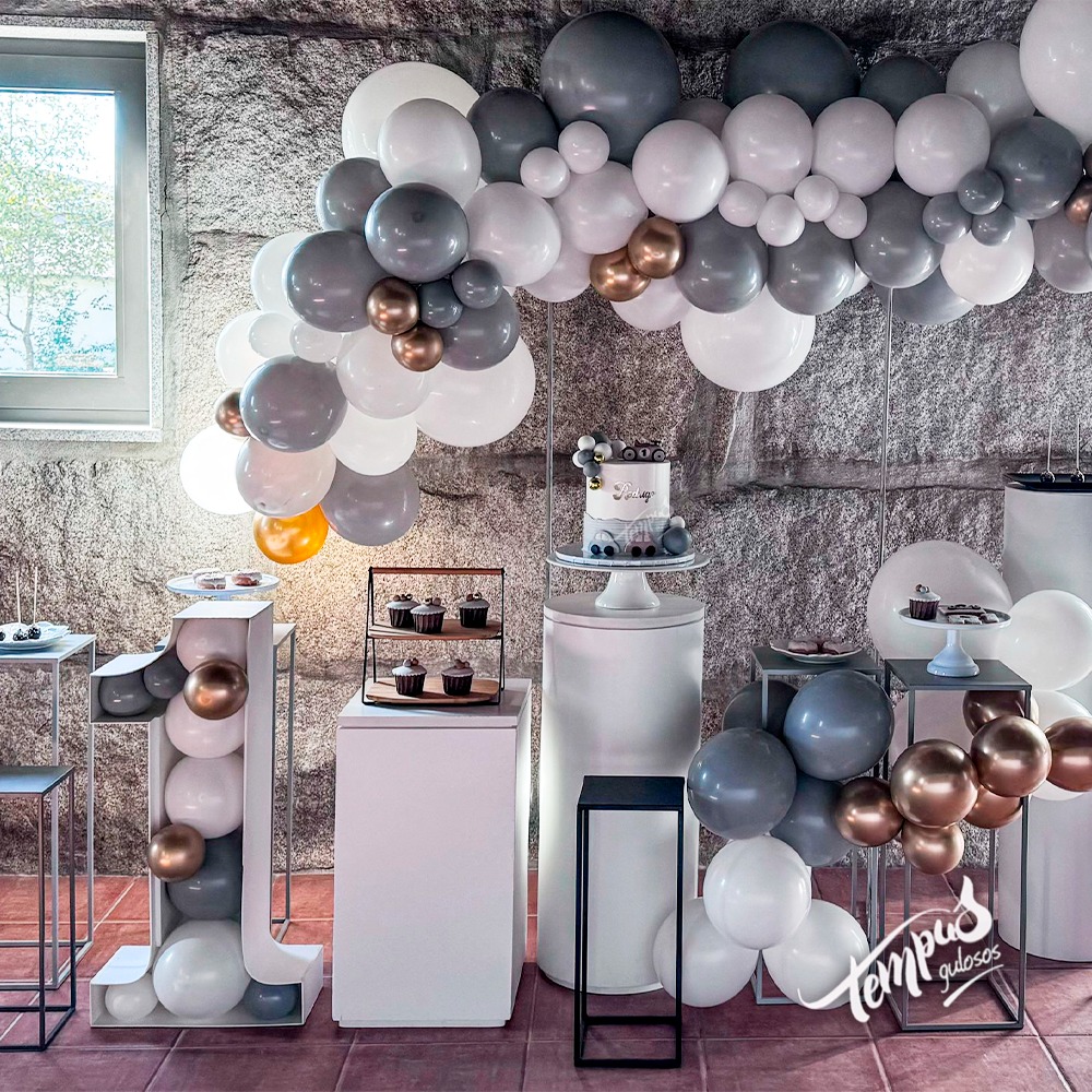 Carrinhos e Tratores