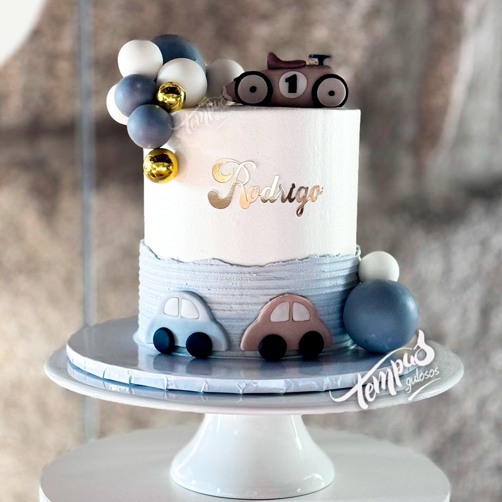 Carrinhos e Tratores