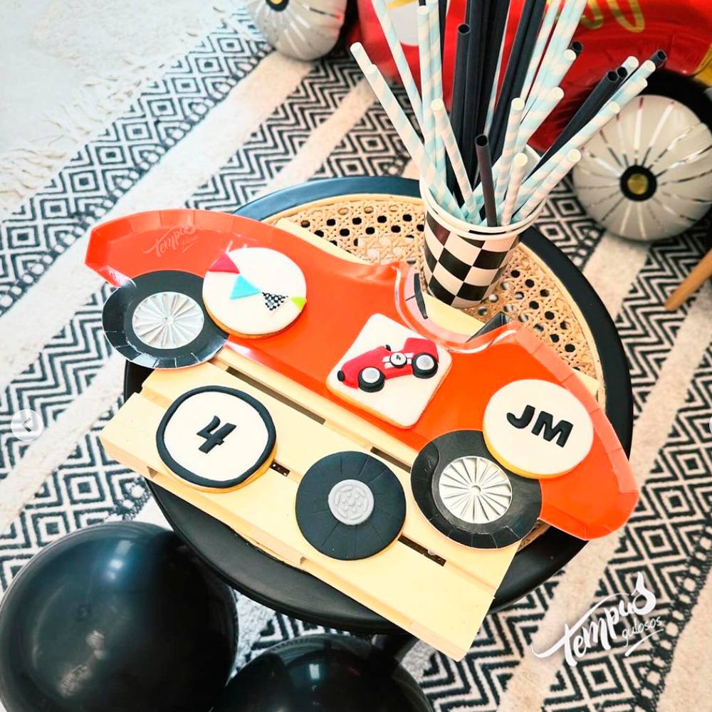 Carrinhos e Tratores