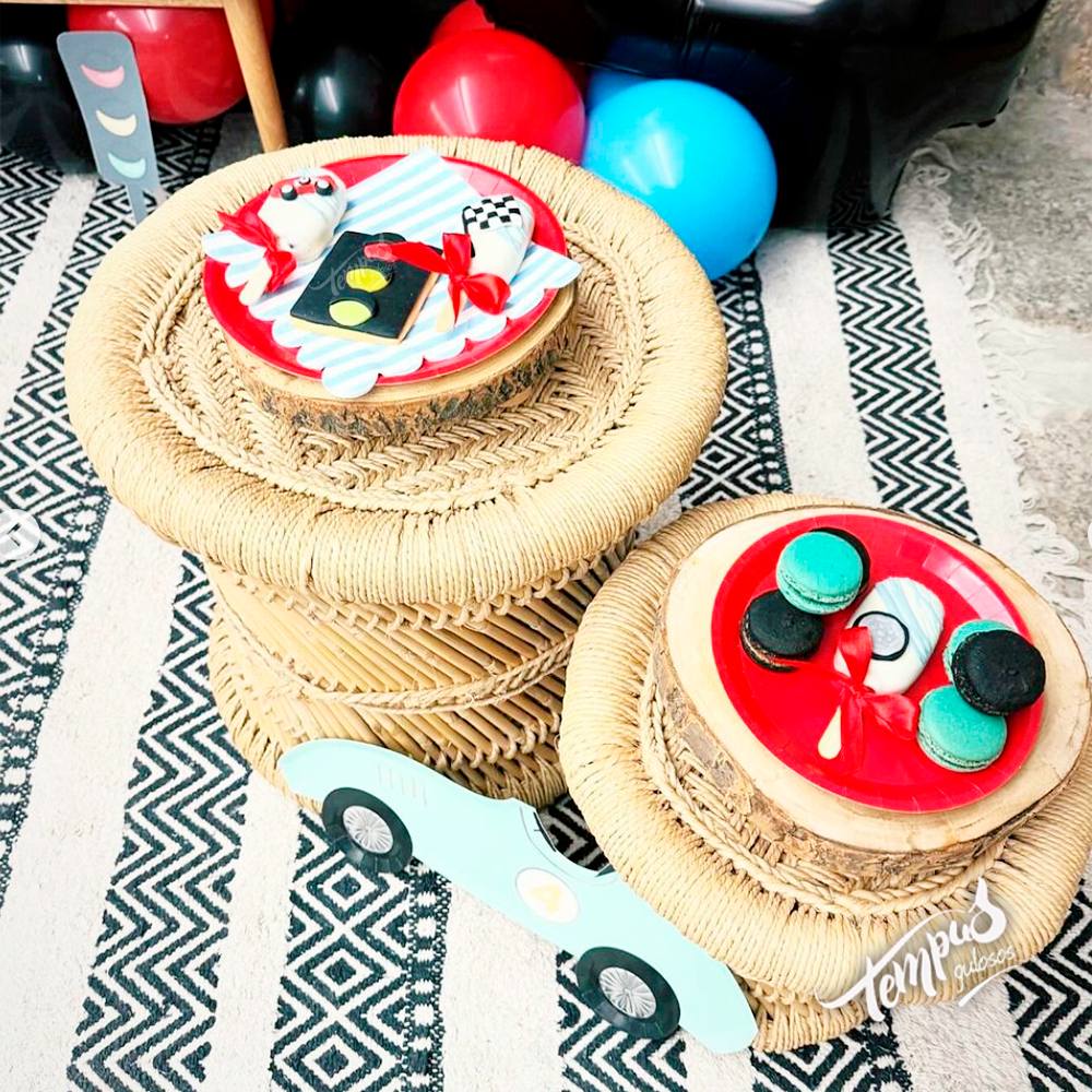 Carrinhos e Tratores